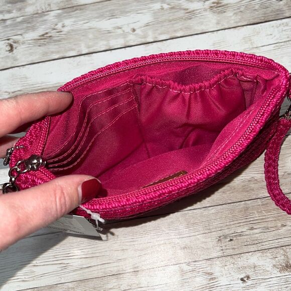 NWT THE SAK Crochet Craze Whatever Pinkberry Wristlet Silver Tone Hardware - Picture 7 of 14